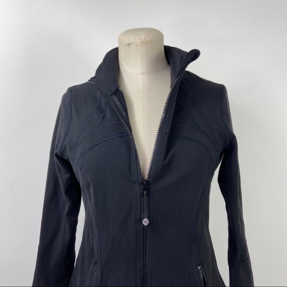 Lululemon Define black zip jacket size 10